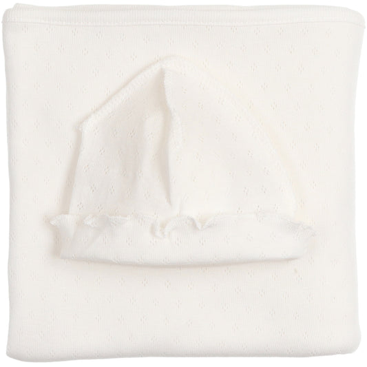 set-due-pezzi-cappellino-e-copertina-in-cotone-traforato-colore-bianco-latte